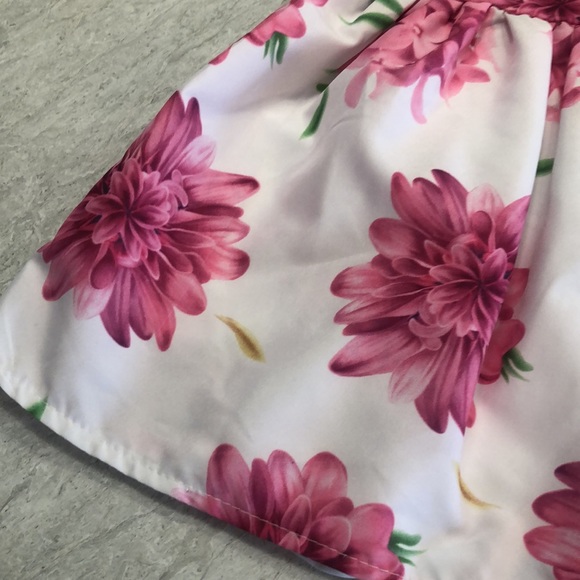 Atpapa Catpapa 2T Sweetest Floral Sundress - Picture 6 of 8